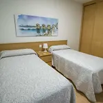 Oasis ゲストハウス サモラ
